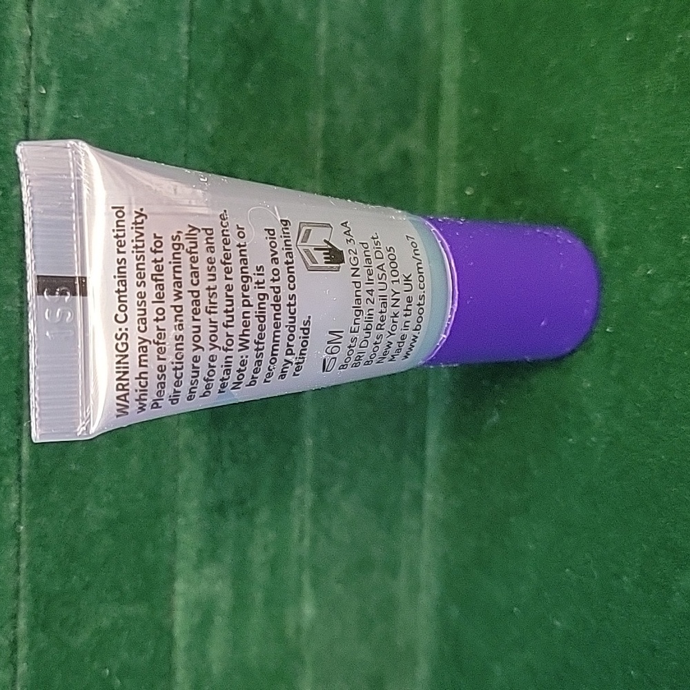 No7 Pure Retinol Eye Cream 5ml New Tube - Picture 2 of 2
